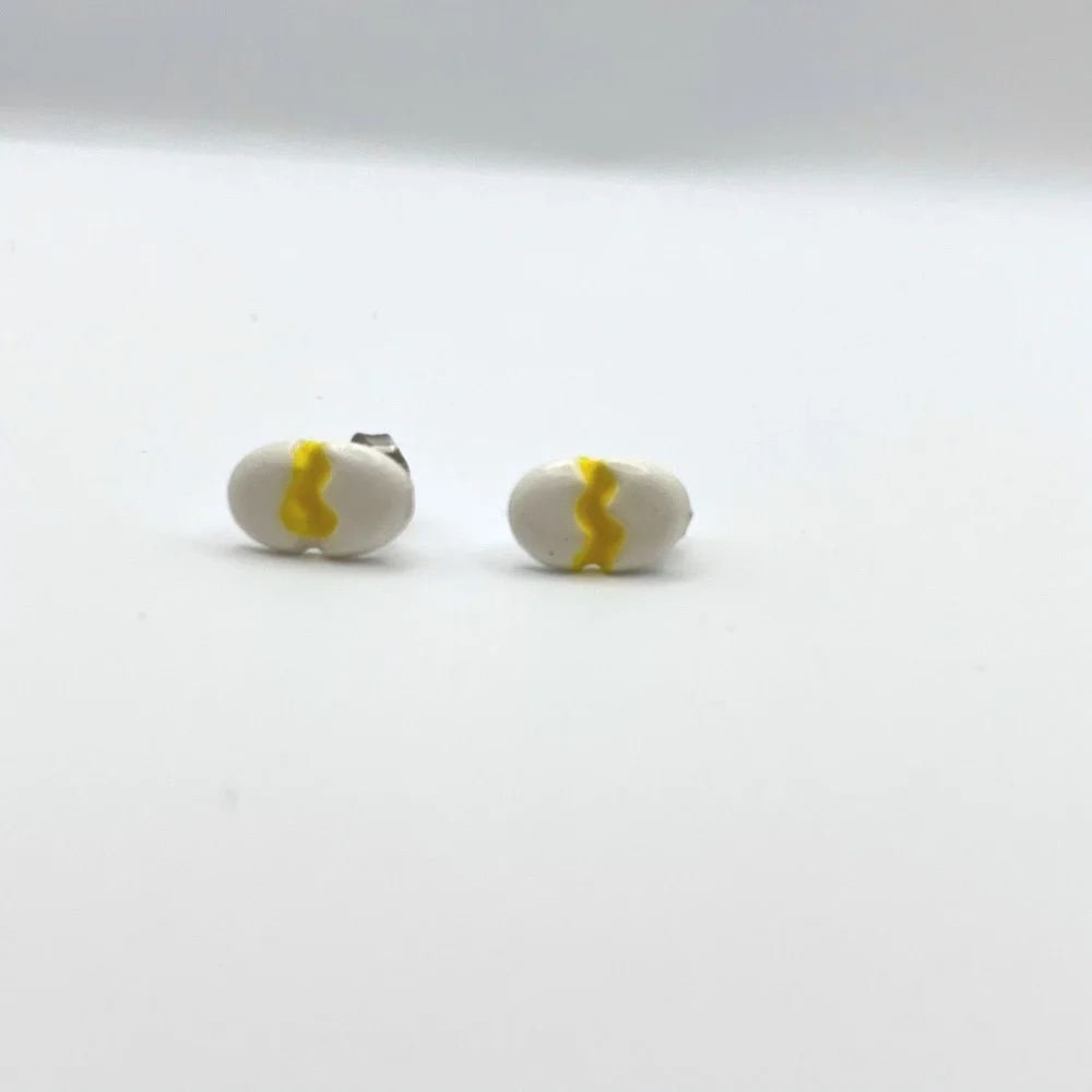 Cracked Egg Stud Easter Earrings White Yellow Breakfast Food‎ Novelty Jewelry